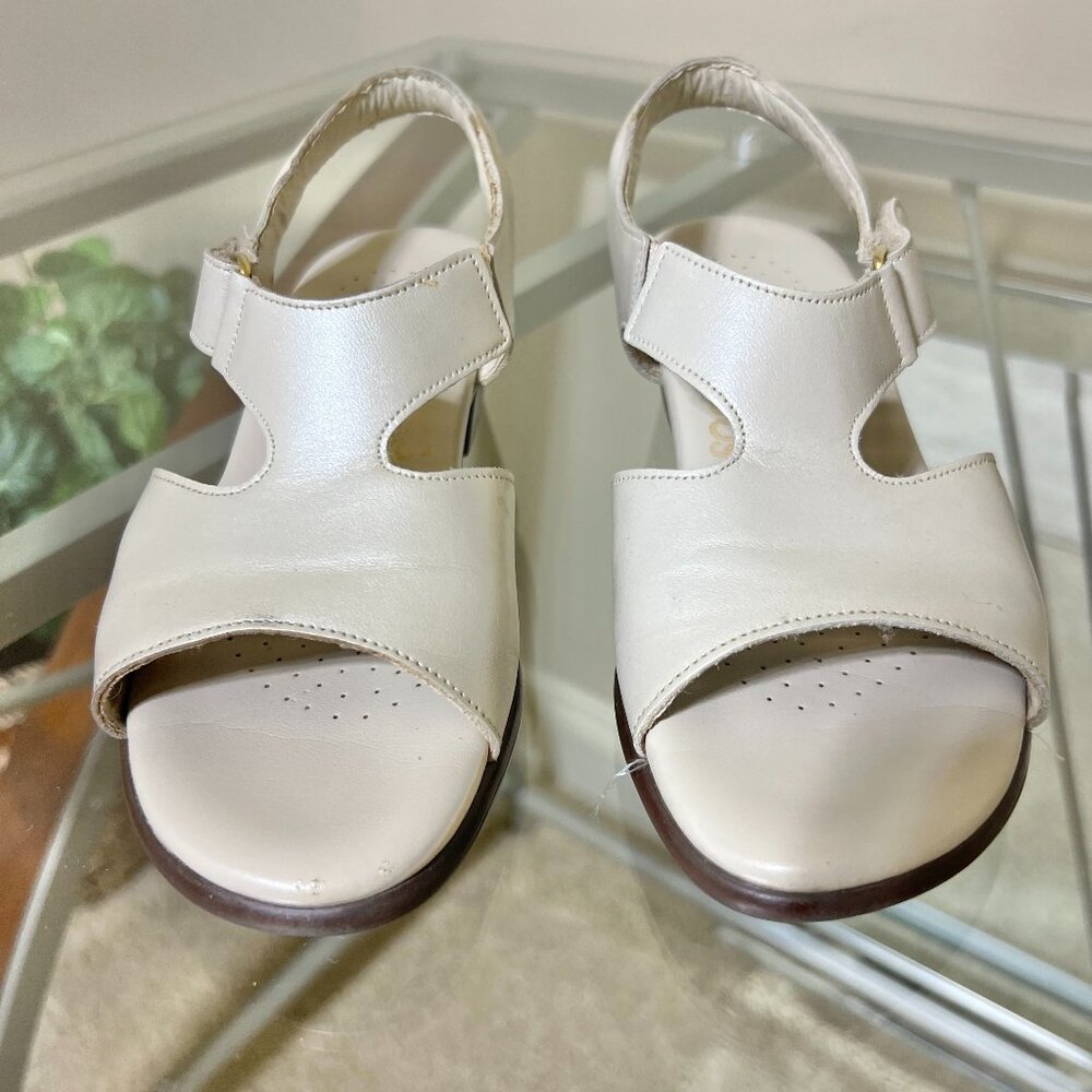 SAS Summertime Sandals Size 6M